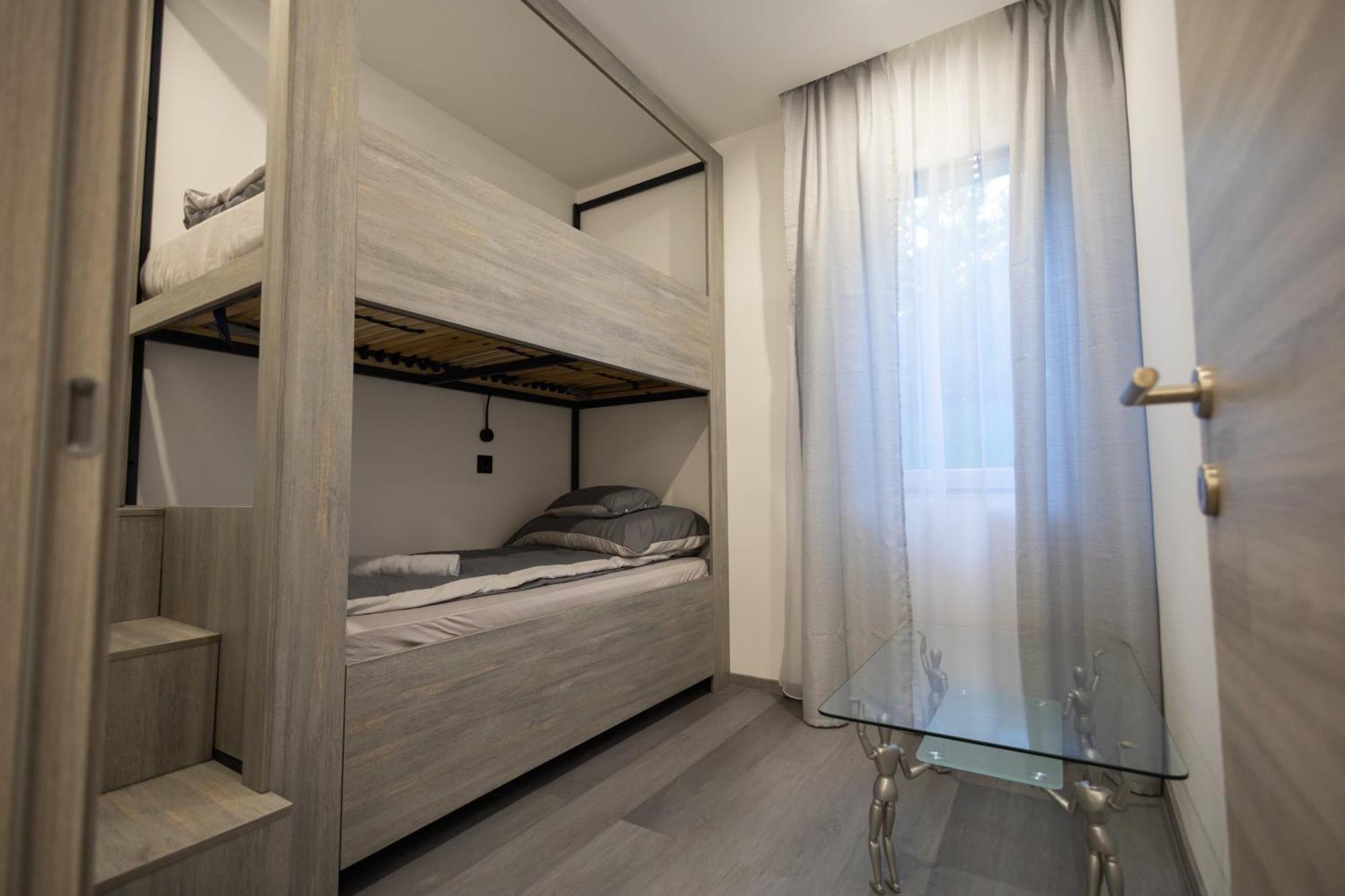 Fonix Apartman Debreţin Exterior foto