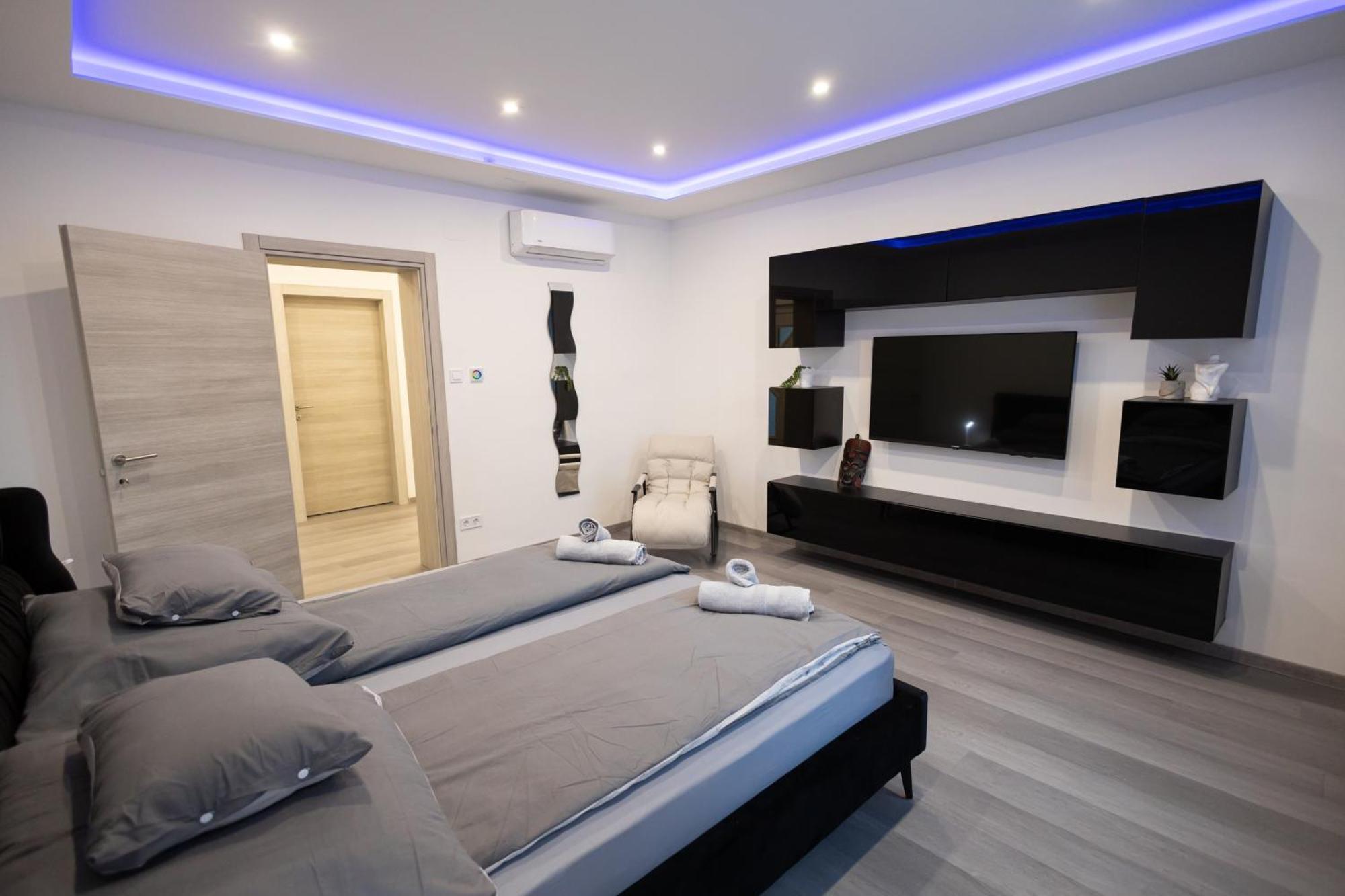 Fonix Apartman Debreţin Exterior foto