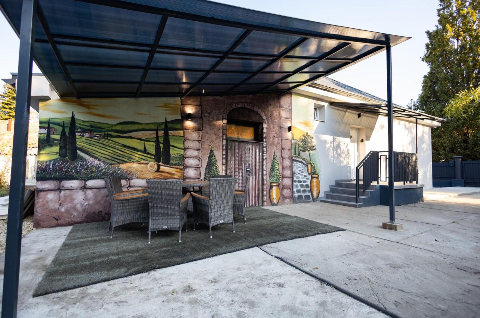 Fonix Apartman Debreţin Exterior foto
